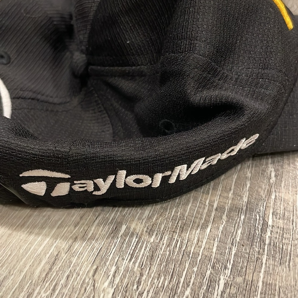 TaylorMade Golf R11 Strapback Hat - Picture 4 of 6